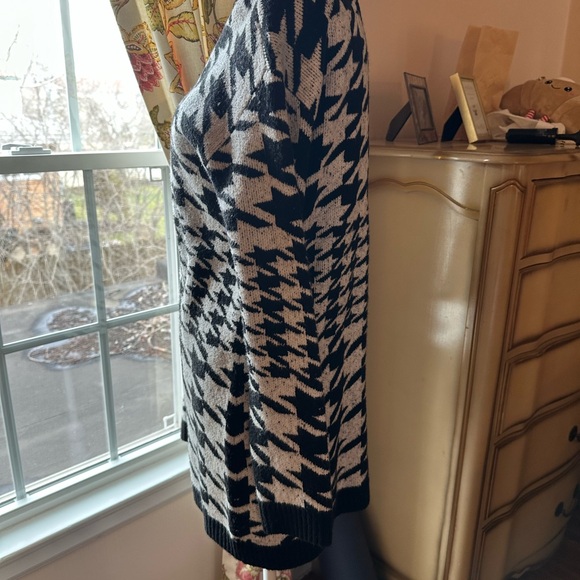 Talbots XS Sweater | Classic Knit Pullover | Worn Twice | Excellent Condition - Picture 5 of 7